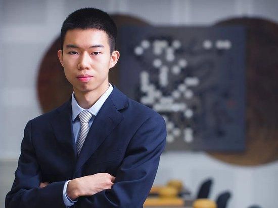 大胸秘书伦理中文字幕