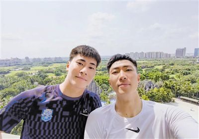 狠狠干狠狠艹