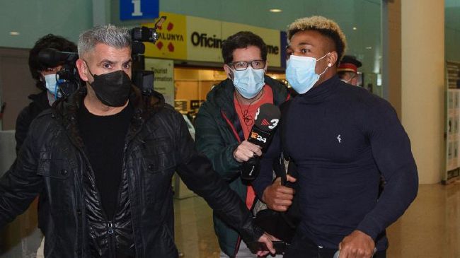 日日骚.com