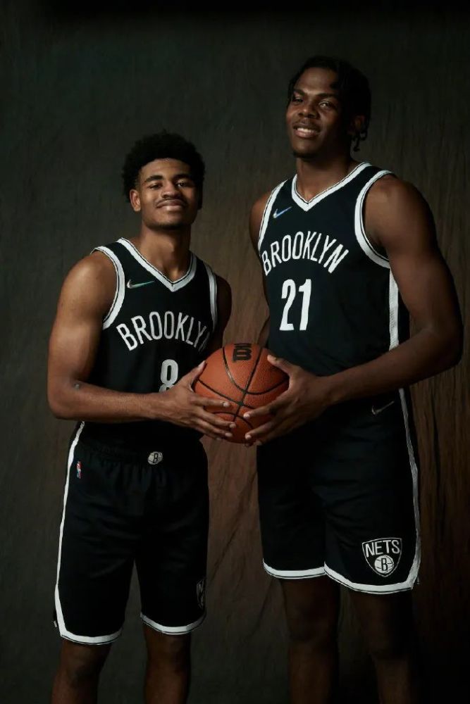 丁香花免费高清完整在线观看完整版漫画小说